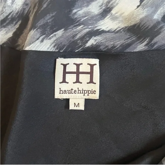 Haute Hippie Women’s Spaghetti Strap 💯 Silk Top Size Medium 🖤 - Picture 10 of 13